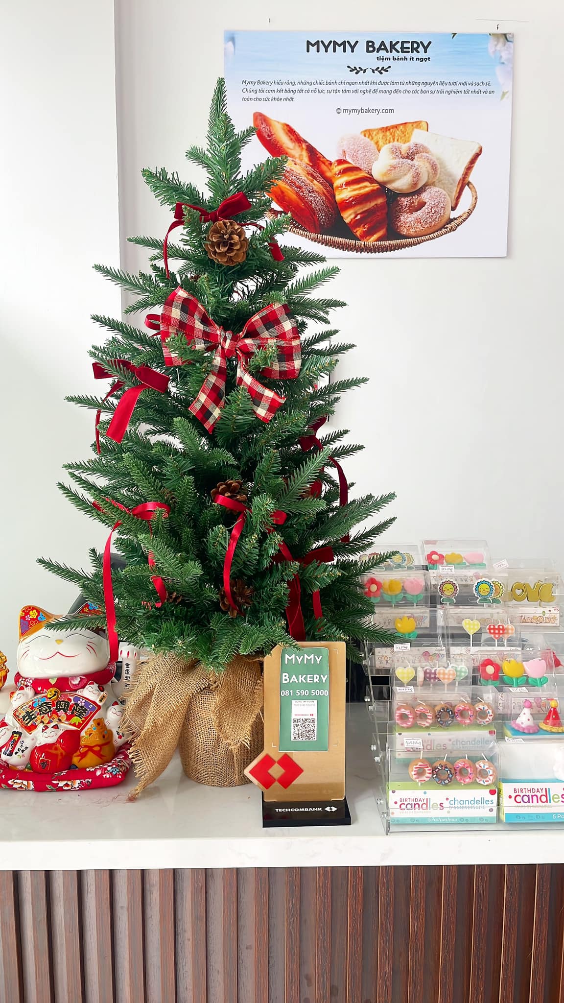 Không gian trong tiệm bánh MyMy
